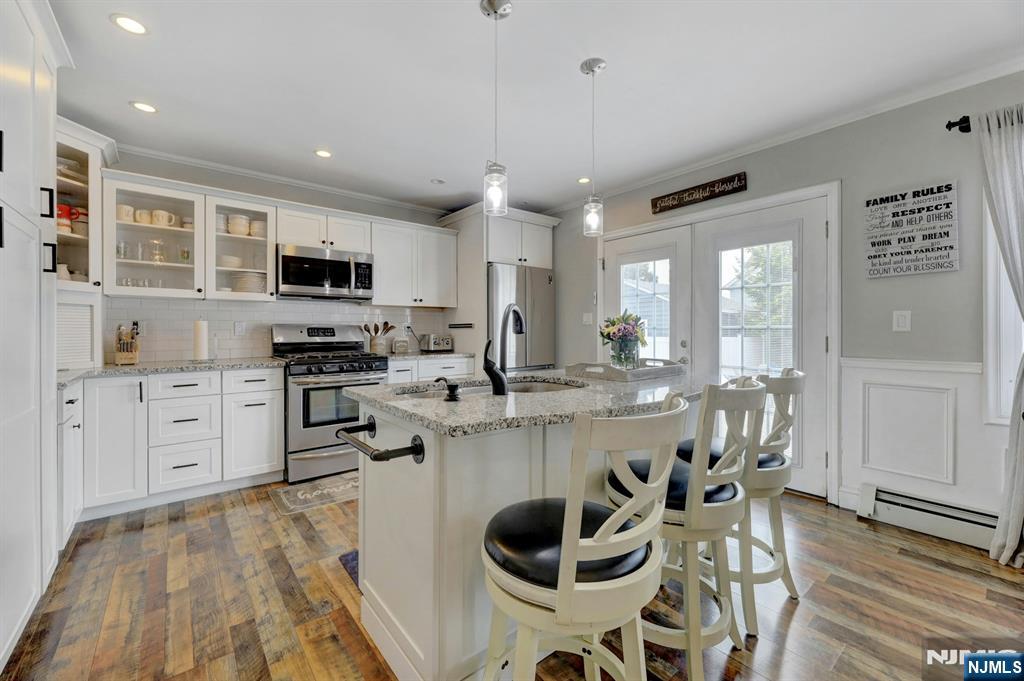 Wood Ridge, New Jersey 07075, United States, 4 Bedrooms Bedrooms, ,2 BathroomsBathrooms,Residential,Active,154080