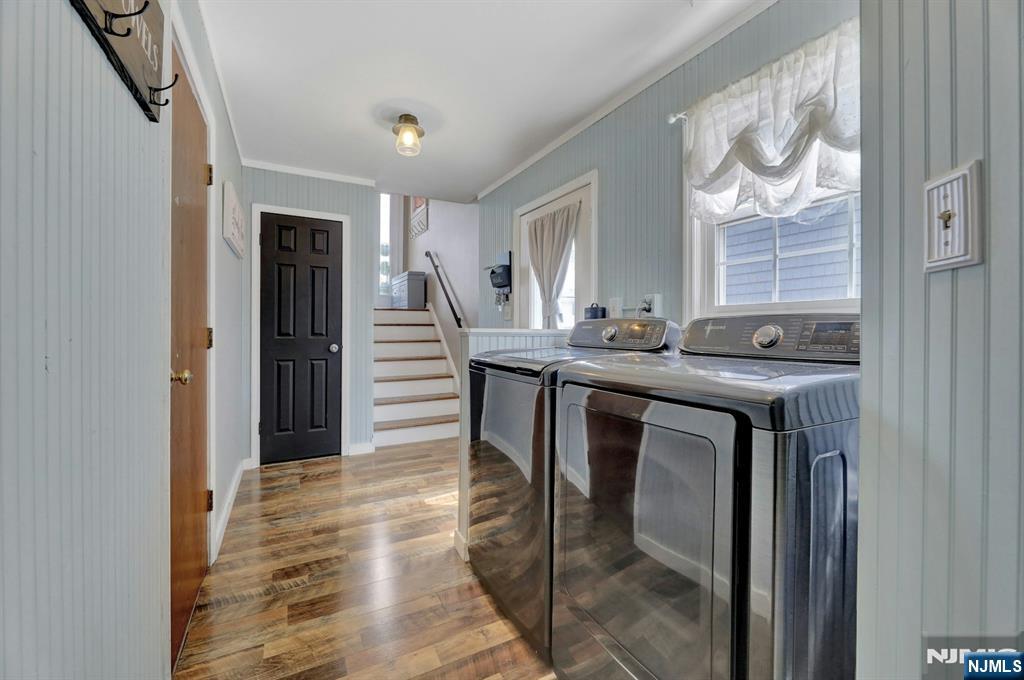 Wood Ridge, New Jersey 07075, United States, 4 Bedrooms Bedrooms, ,2 BathroomsBathrooms,Residential,Active,154080