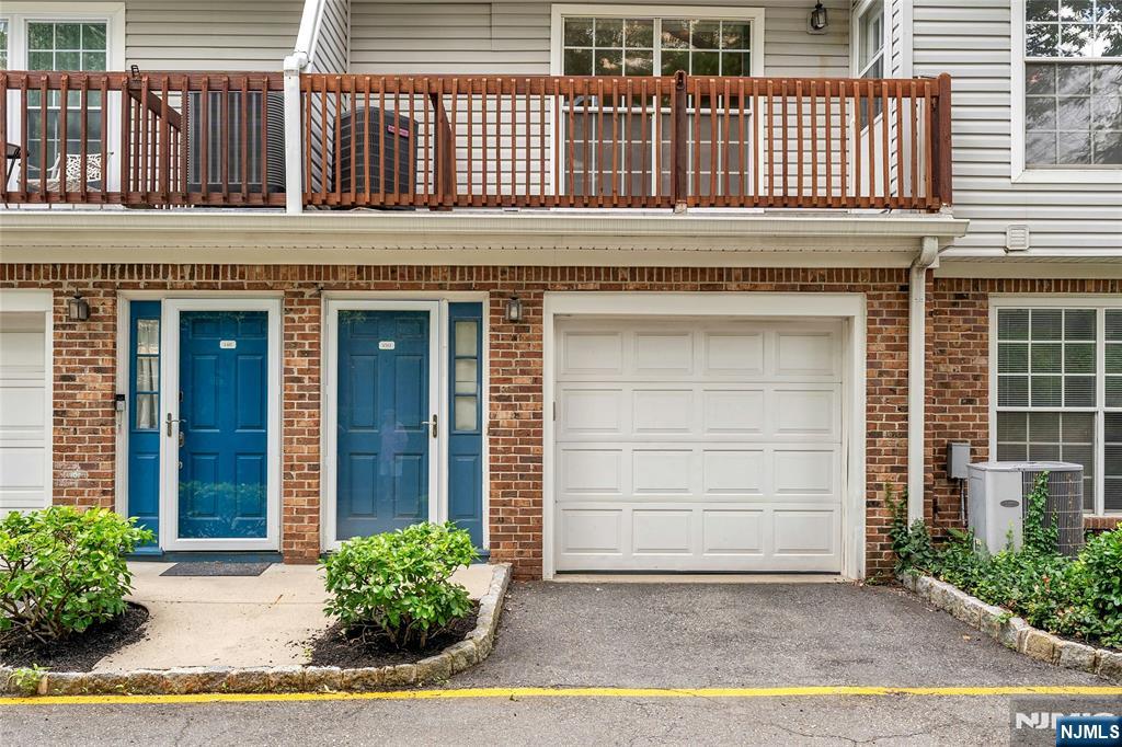 150 Lynette Drive