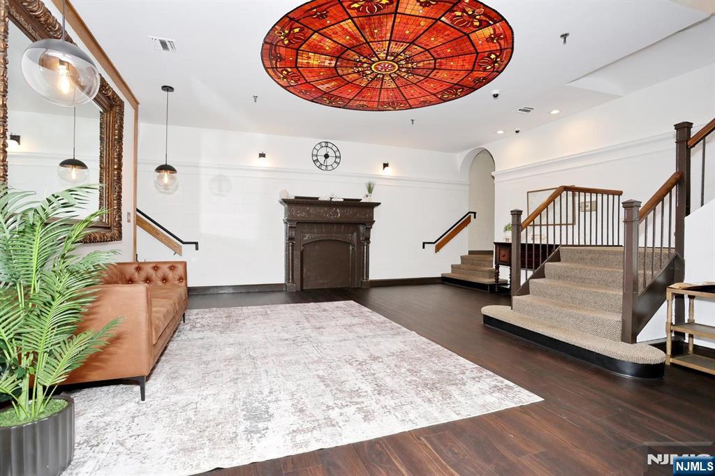 109 Grand Avenue 2A