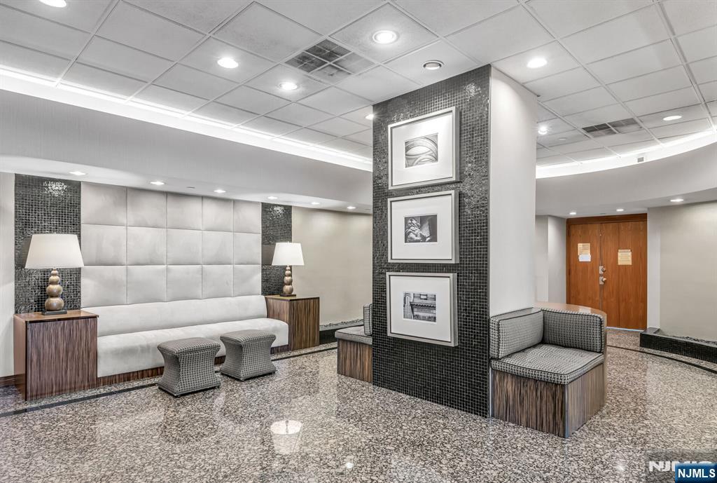 800 Palisade Avenue 1701