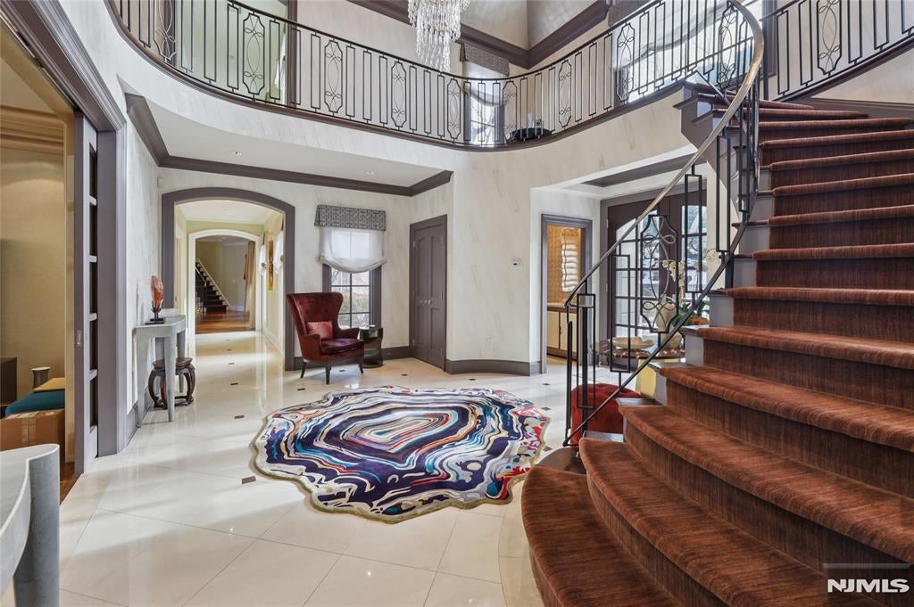 66 Hoover Drive