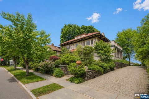 Photo of 384 Anderson Street, Hackensack, NJ 07601 (MLS # 26024527)