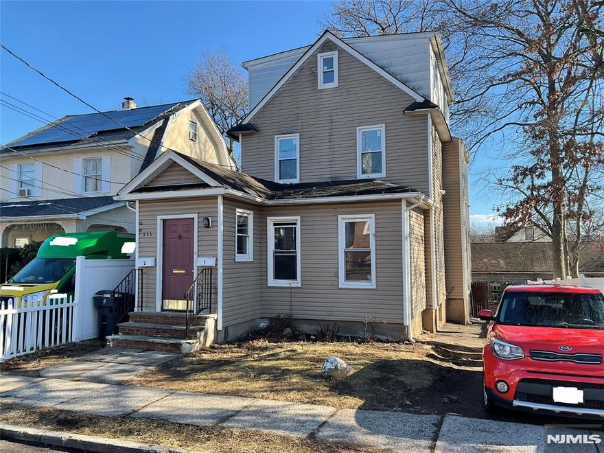 Beautiful, light-filled 3-bedroom, 2-bathroom updated second-floor apartment. Features include hardwood floors, a newly renovated kitchen and bathrooms, a spacious living room, and fresh paint throughout. Available immediately.