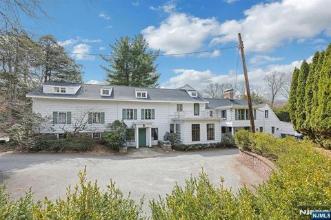 401 Wearimus Road Ho-Ho-Kus NJ 07423