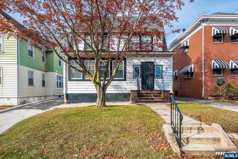 85 Hillcrest Terrace East Orange NJ 07018