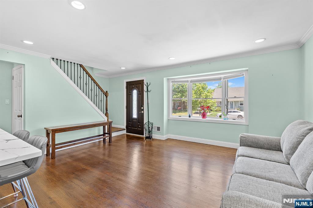 71 Wingra Avenue