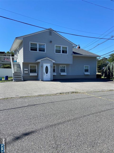 Photo of 50 Sugden Street #1, Bergenfield, NJ 07621 (MLS # 25035574)