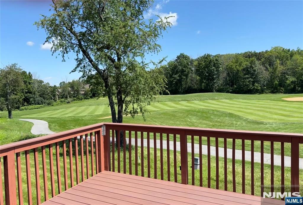 28 Turnberry Lane
