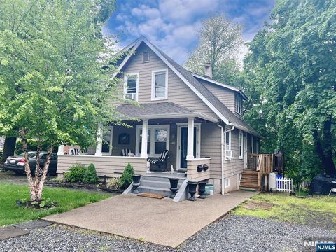 482 Louisa Avenue Wyckoff NJ 07481