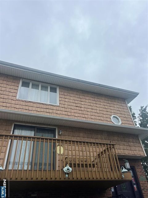 3 Acorn Road Secaucus NJ 07094
