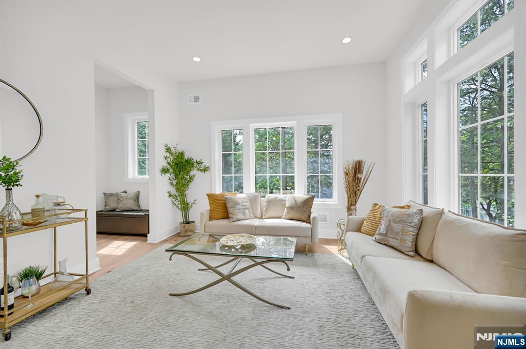 76 Springbrook Road