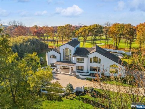 23 Rio Vista Drive Alpine NJ 07620