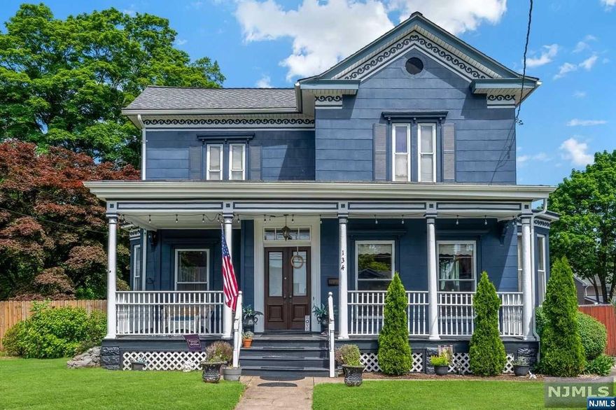 This exquisite and unique home on a double lot boasts two porches, a marble foyer and detailed molding with recent updates throughout. Newer white oak hardwood floors in the formal dining room, living room and den. Butler's pantry off of the kitchen that includes a custom granite island, white cabinets and stainless-steel appliances. Four spacious bedrooms, two and one half baths, which includes a primary suite bath plus bonus room. A 50-year warranty on the roof, beautiful yard with pool and cement/brick patio for entertaining. Two-and-one-half detached garage with loft, potential for extra rooms. Full basement. Great for commuters, few blocks to train/buses to NYC and other areas. (No Flood zone). Text Listing Agent Betsy Sanders 908.510.5123 for appt to show.