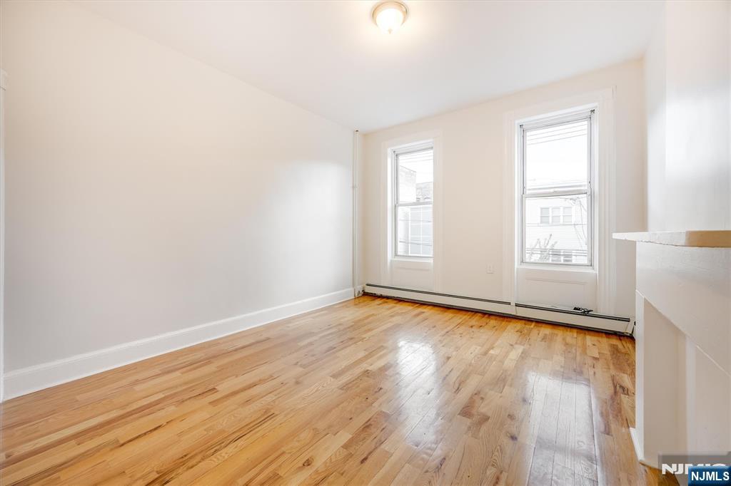 147 New York Avenue 202