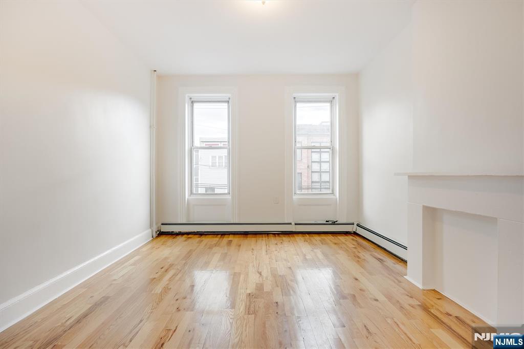 147 New York Avenue 202