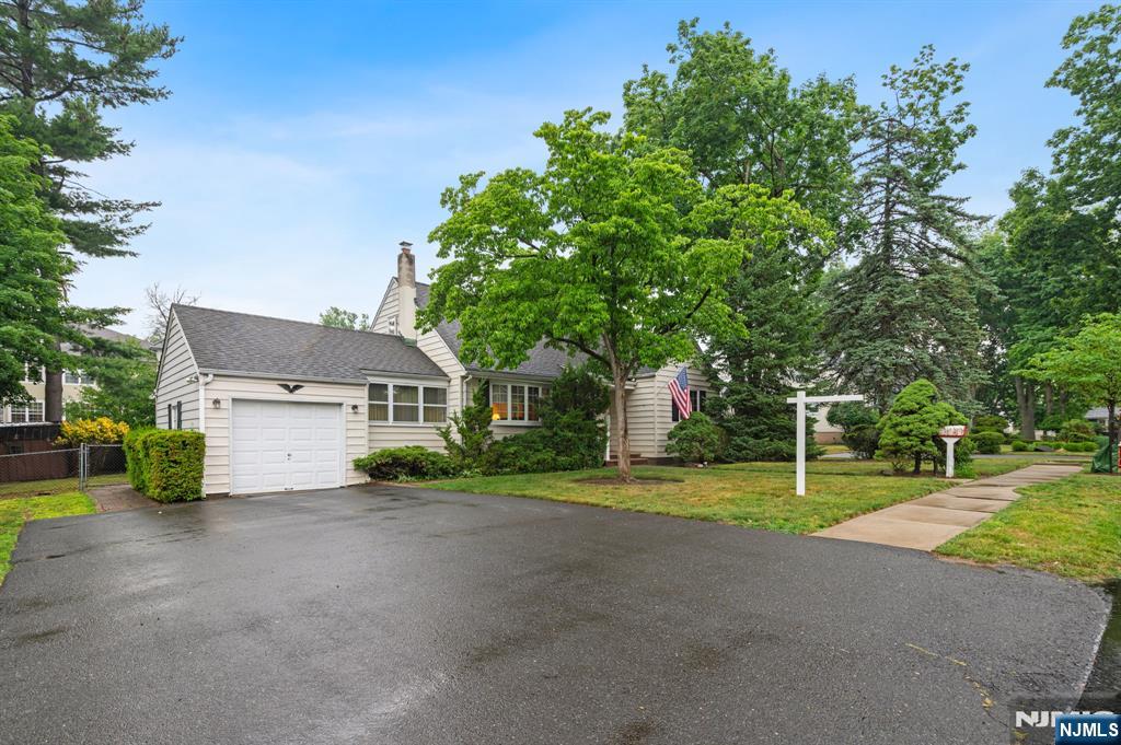 14 Poplar Street