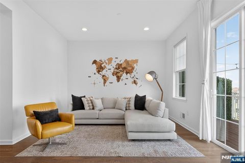 Photo of 197 Roosevelt Drive, Wood Ridge, NJ 07075 (MLS # 26018676)