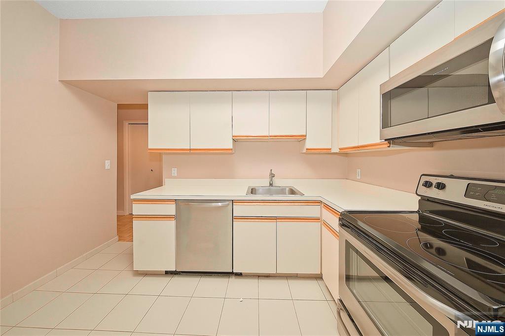 316 Prospect Avenue 2D