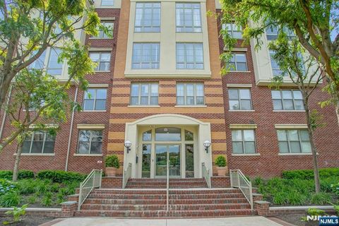 26 Ave At Port Imperial 112 West New York NJ 07093