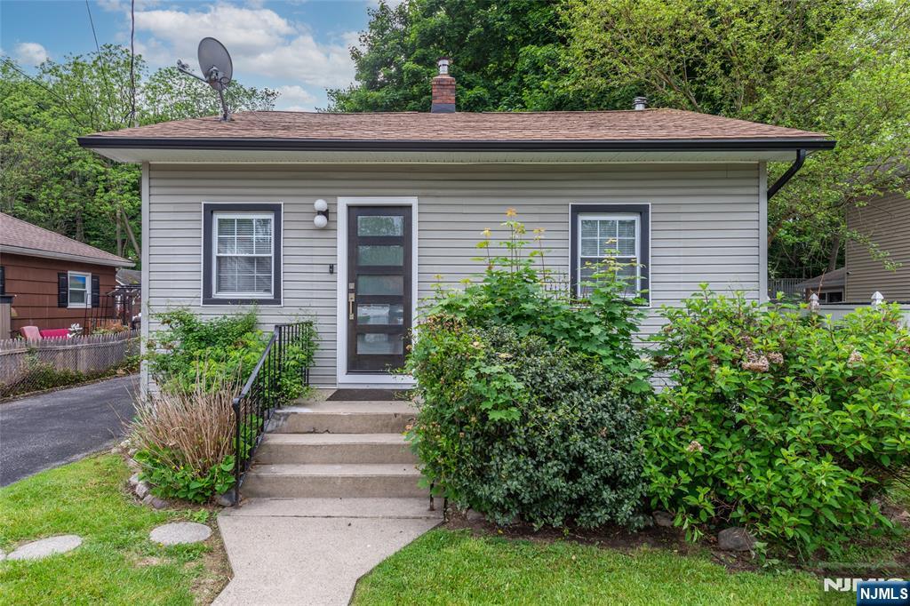 345 Rutherford Avenue