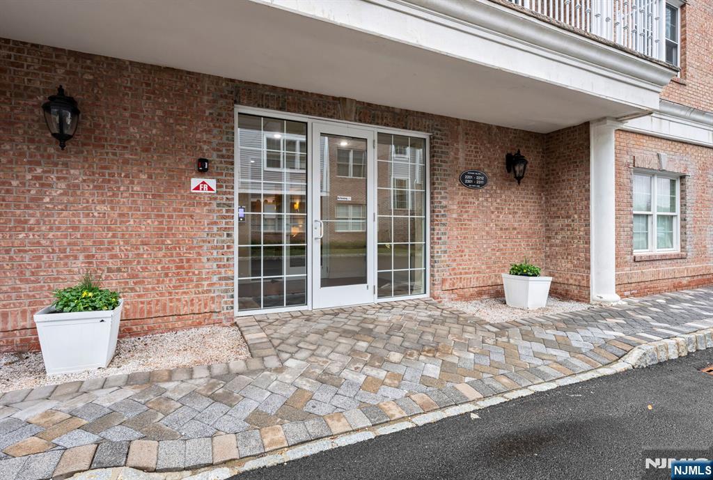 2310 Rio Vista Lane 2310