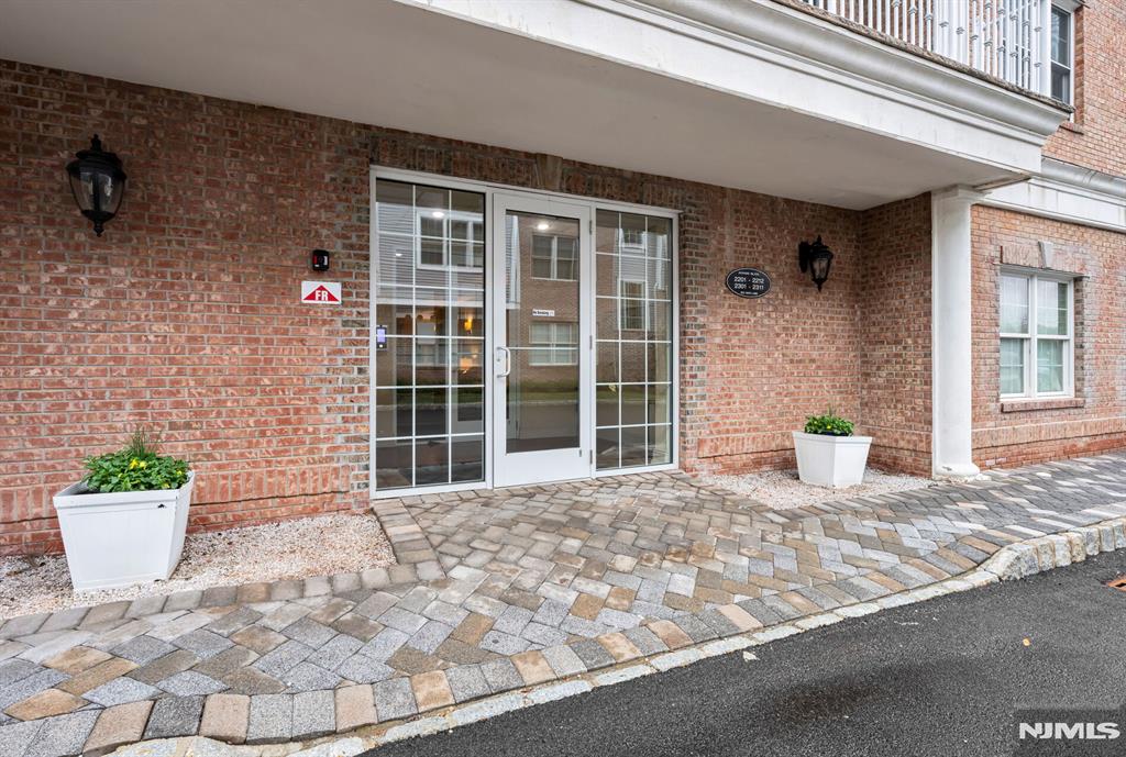 2310 Rio Vista Drive 2310