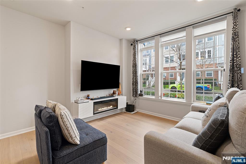 73 Wesmont Drive 1811