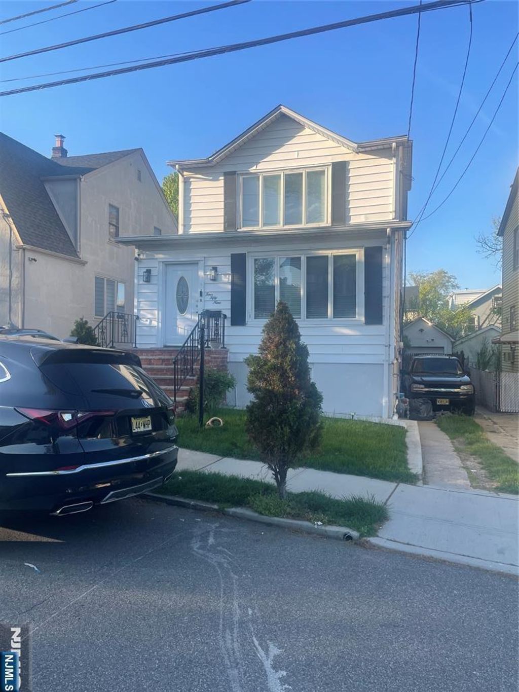 Photo of 459 Lawton Avenue, Cliffside Park, NJ 07010 (MLS # 26016029)