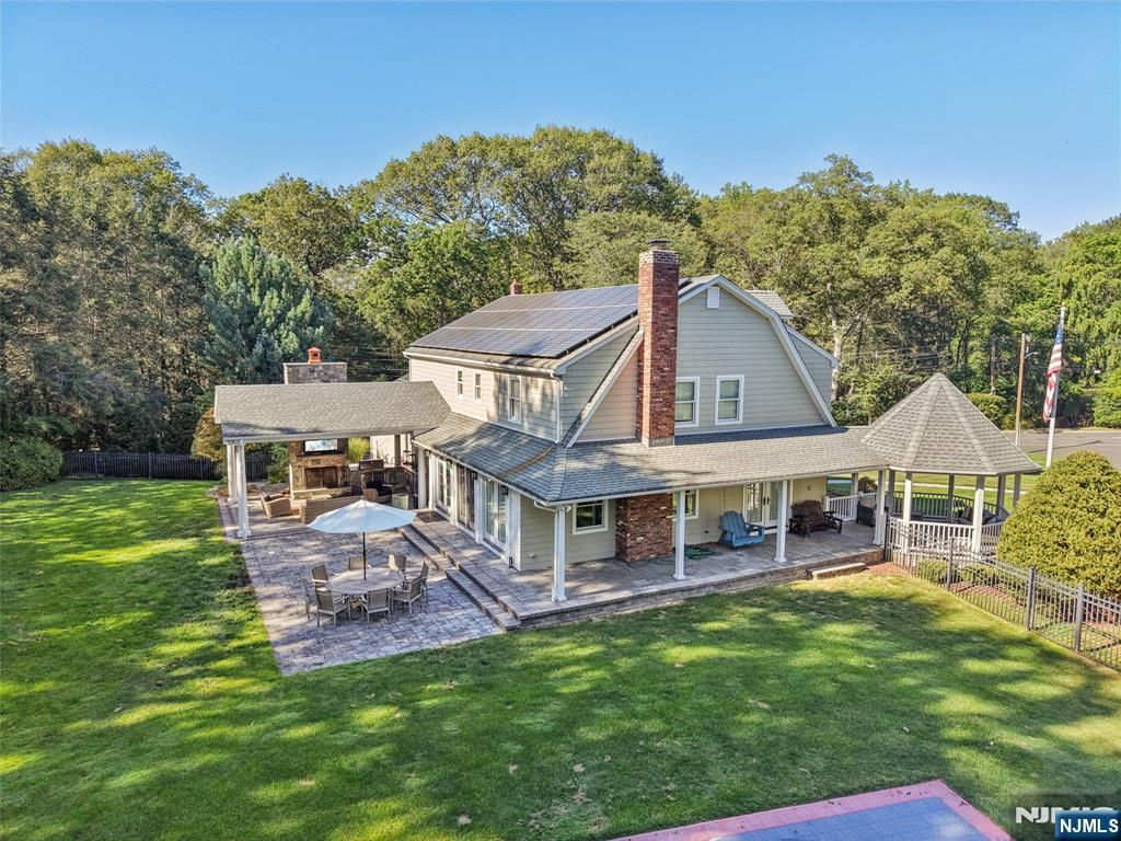 Photo of 5 Academy Road, Ho-Ho-Kus, NJ 07423 (MLS # 25032221)