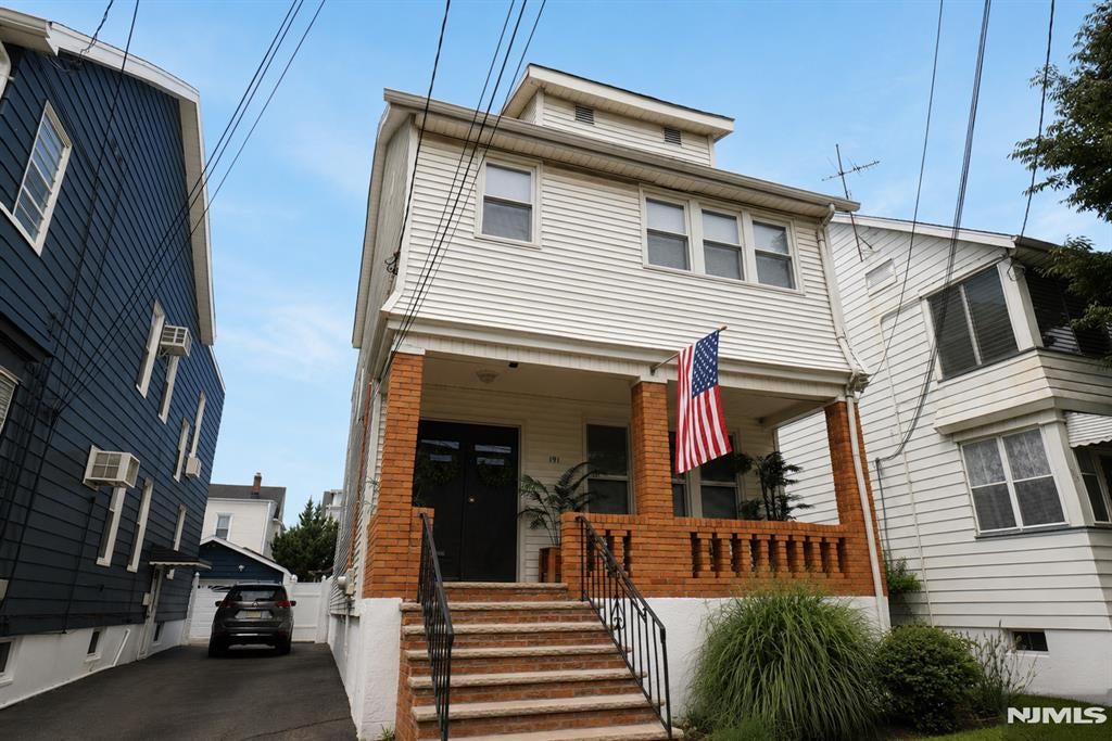 191 N 16th