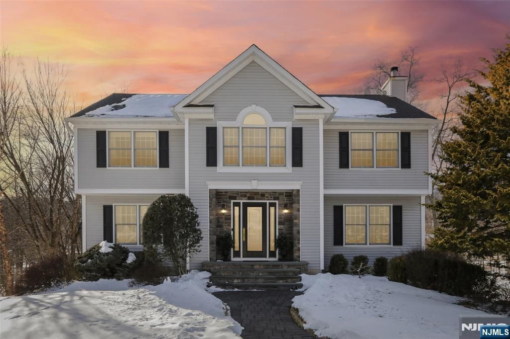 Photo of 130 Tamboer Drive, North Haledon, NJ 07508 (MLS # 26003859)