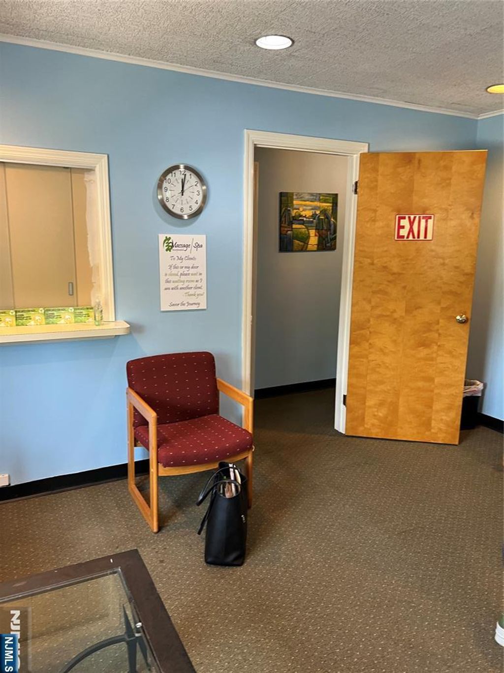 Photo of 1014 Saddle River Road, Fair Lawn, NJ 07410 (MLS # 25041373)