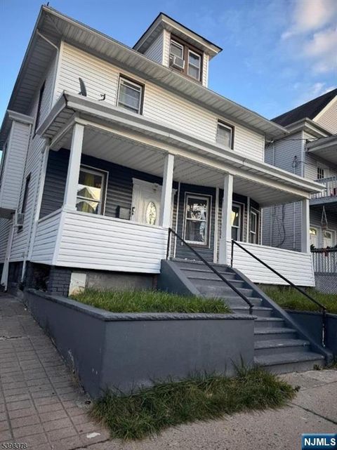 Photo of 541 25th Street, Paterson, NJ 07514 (MLS # 26000708)