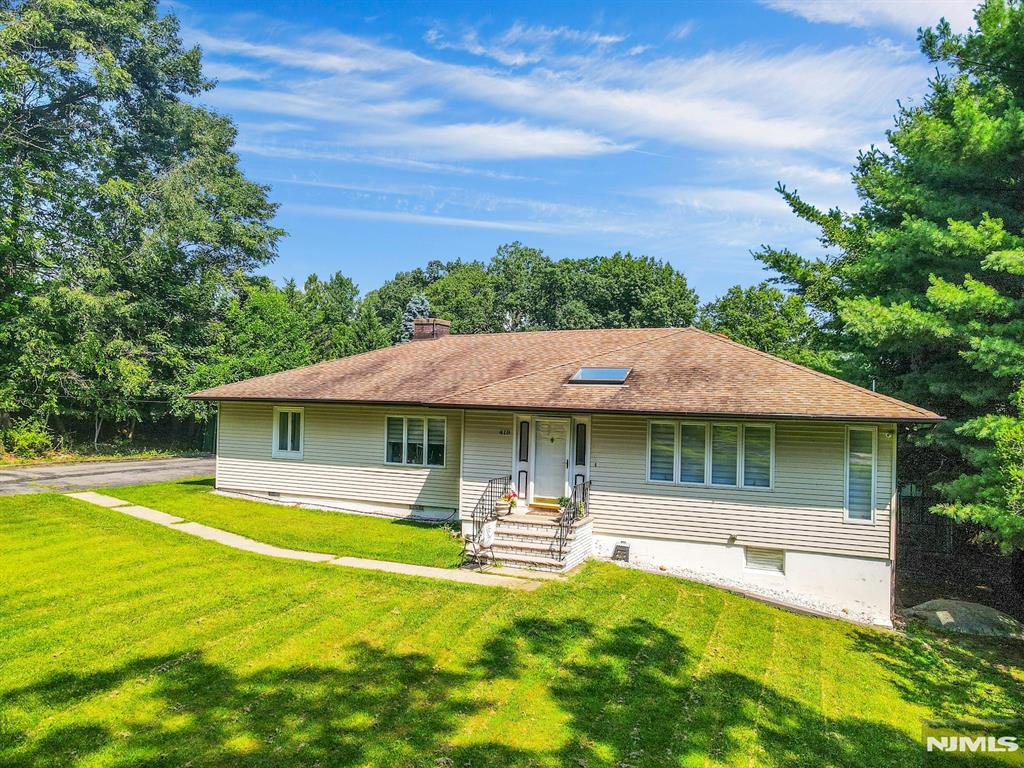 419 Ratzer Road