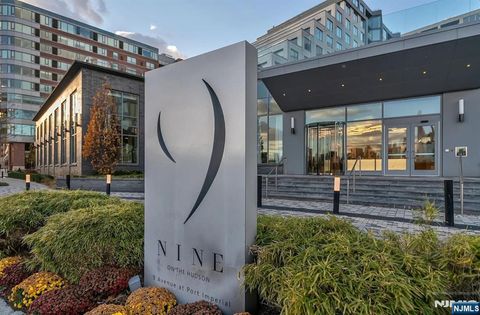Photo of 9 Ave At Port Imperial #713, West New York, NJ 07093 (MLS # 26015747)