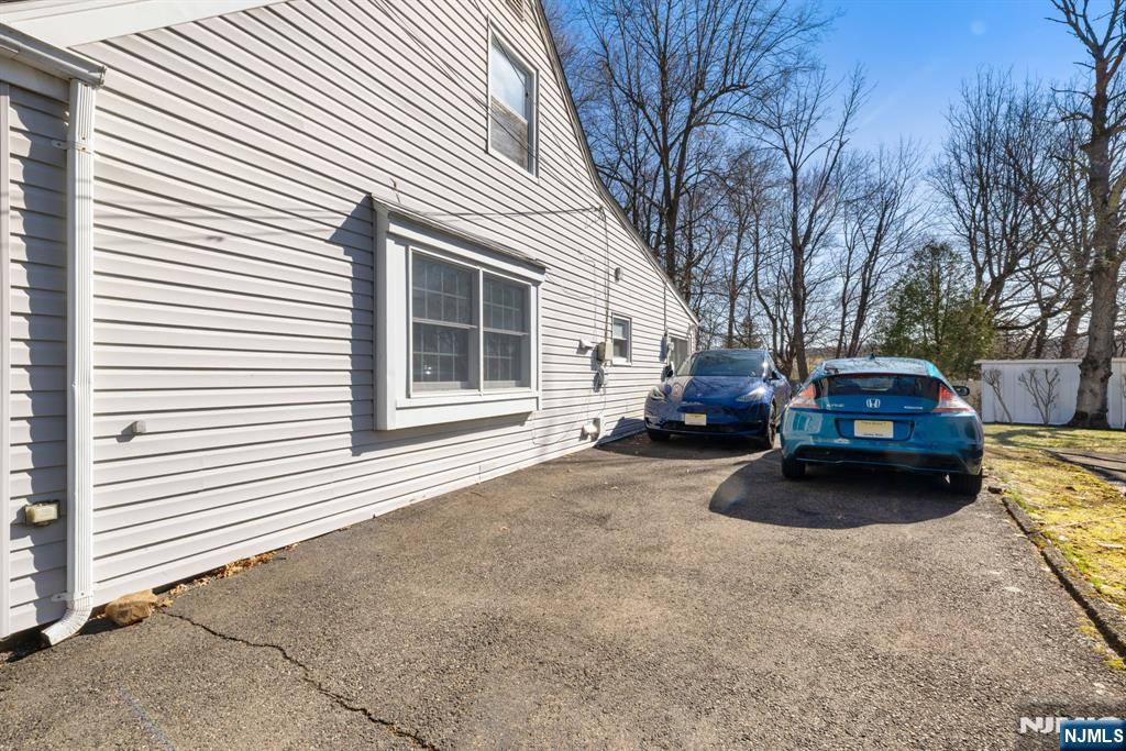 15 Nestro Road