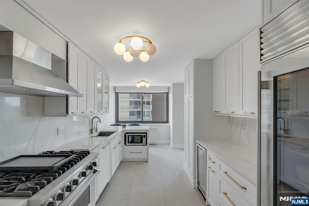 1600 Parker Avenue 5H