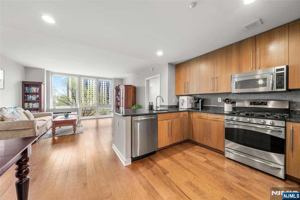 600 12th Street 308