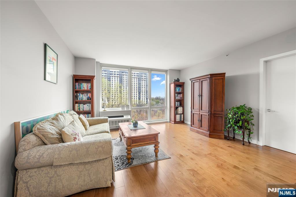 600 12th Street 308