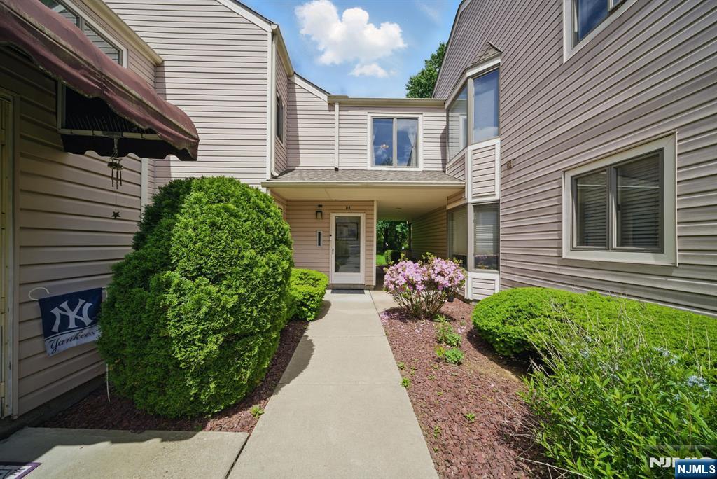 Property for Sale at 136 Changebridge D4, Montville Twp, New Jersey - Bedrooms: 1 
Bathrooms: 1  - $389,500