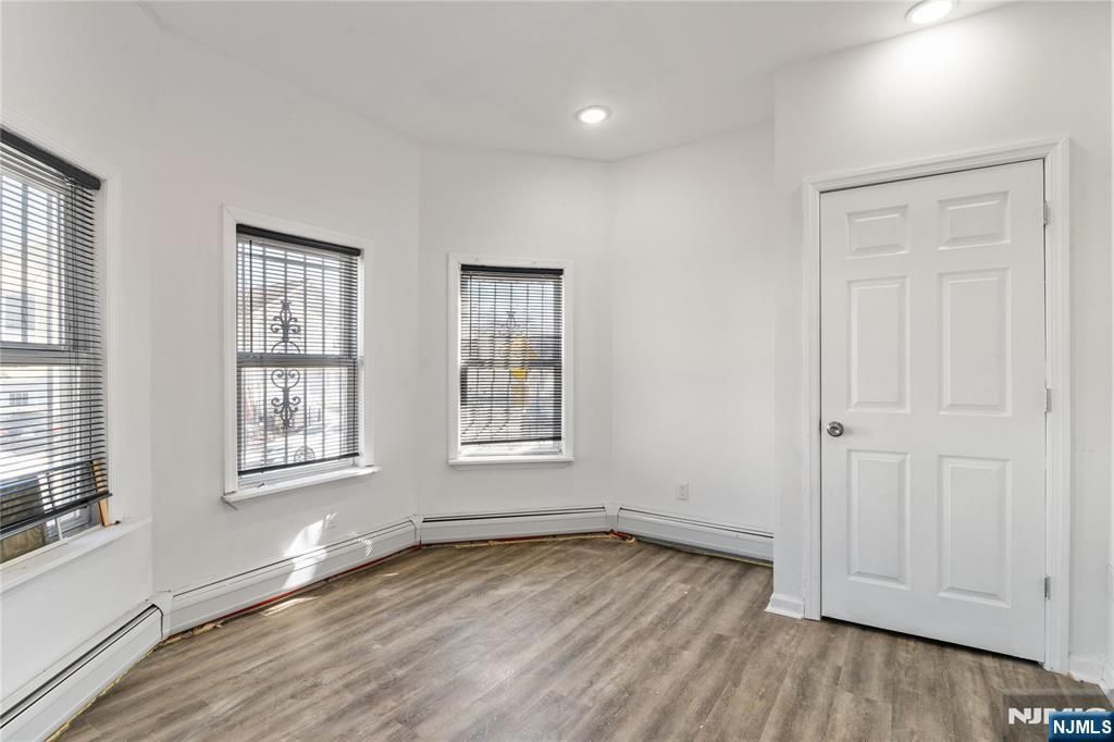 Photo of 27 Winans Avenue, Newark, NJ 07108 (MLS # 25006754)