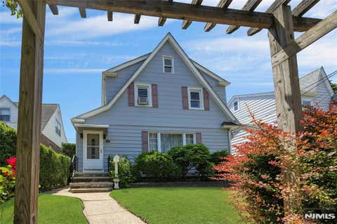 Photo of 28 Sylvan Avenue, Bergenfield, NJ 07621 (MLS # 26018998)