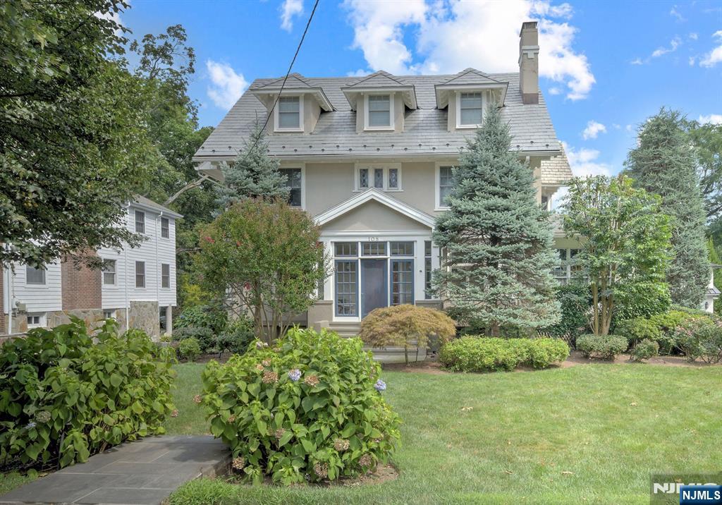 108 Maplewood Avenue
