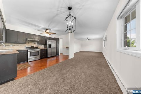 Photo of 180 S Prospect AVE #2, Hackensack, NJ 07601 (MLS # 26017081)