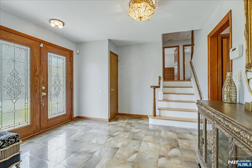 Photo of 670 Swathmore Lane, Paramus, NJ 07652 (MLS # 26017428)