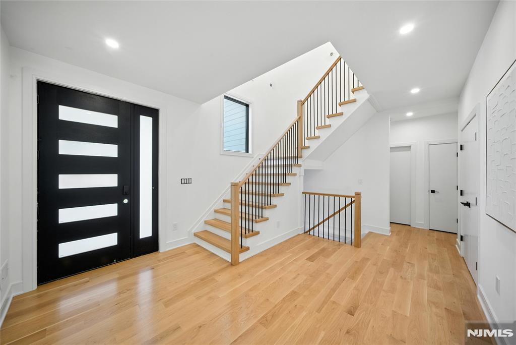 30 Benjamin Road