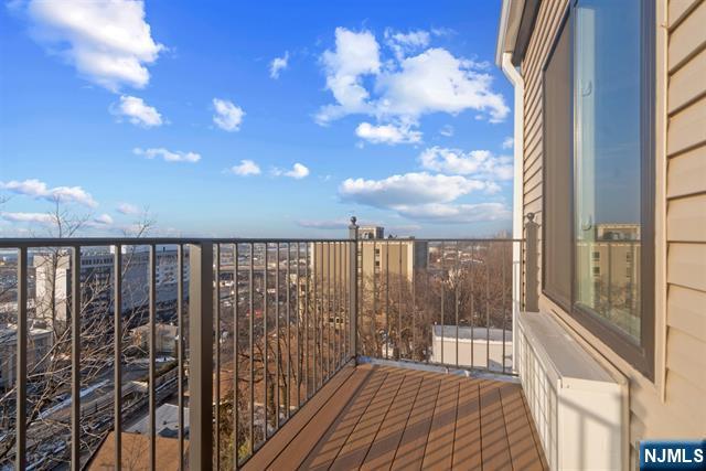 2601 Jane Street 404