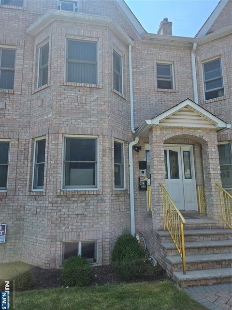 421 Centre Street 2 Nutley NJ 07110