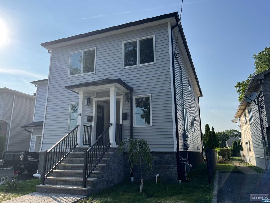 new construction ,bright first floor , 1.1/2-bedroom,s two full baths. This rental has ,refrigerator ,microwave, dishwasher, ceramic and hardwood flooring, central A/C. Full finished basement with laundry hook ups .Close to parks, schools, transportation and easy access to majors highways. one car garage Tenant responsible one month realtors fee. Tenant to provide proof of income, credit report & listing agents application.